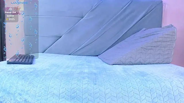 studentdeivy  online show from February 2026 02:28:01 PM