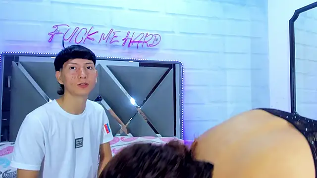 BunnyLove  online show from April 2026 12:11:02 AM