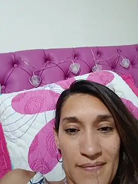 Snapshot of EcoDePiel chatting on June 2026 03:55:02 AM EcoDePiel online show from June 2026 03:55:02 AM