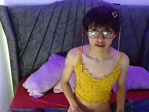 Angel adrien online show from February 2026 12:48:02 PM