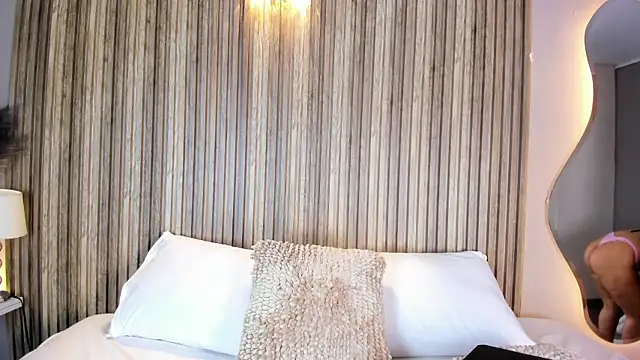 FireDollx online show from April 2026 04:32:01 AM