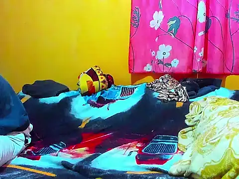 aunstin mohamme online show from March 2026 04:44:02 PM