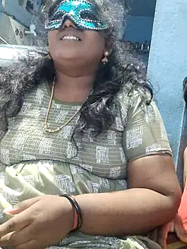 divyasree1431 online show from April 2026 06:10:01 PM