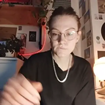 Shy Bamby online show from March 2026 07:07:01 PM