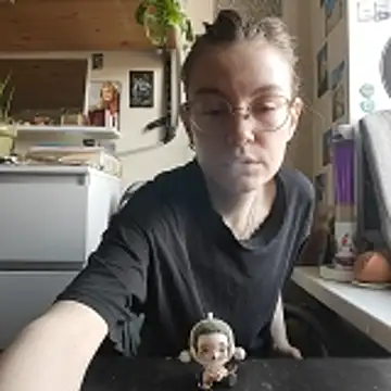 Shy Bamby online show from April 2026 12:32:01 PM