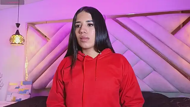 zoevg online show from April 2026 12:39:01 PM