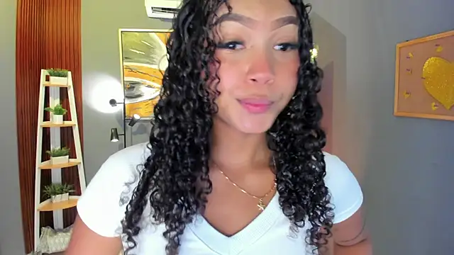 ailann  online show from April 2026 07:36:01 PM