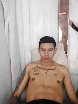 Scook Gray  online show from April 2026 04:51:01 PM