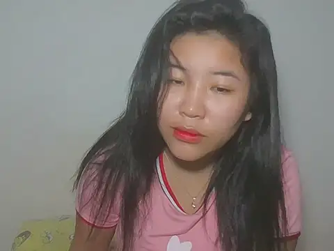 Zyeiii online show from March 2026 09:32:02 PM