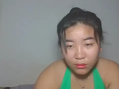 Zyeiii online show from March 2026 09:42:02 PM