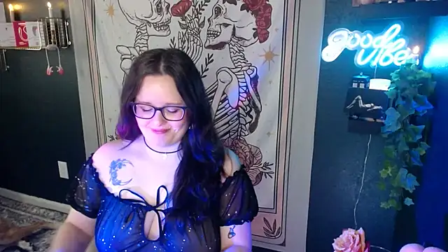 HazeyViolet333 online show from March 2026 07:08:01 PM