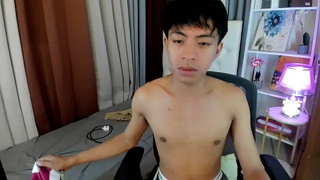 davincihugecock online show from April 2026 05:07:01 PM