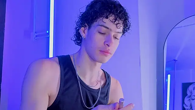 nova salvatore online show from March 2026 02:48:01 AM