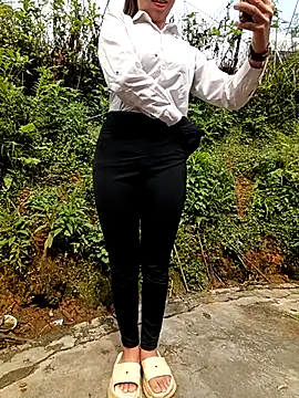 hoahong2 online show from April 2026 02:36:01 AM