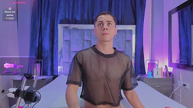 LeoMonnroe online show from April 2026 02:25:02 PM