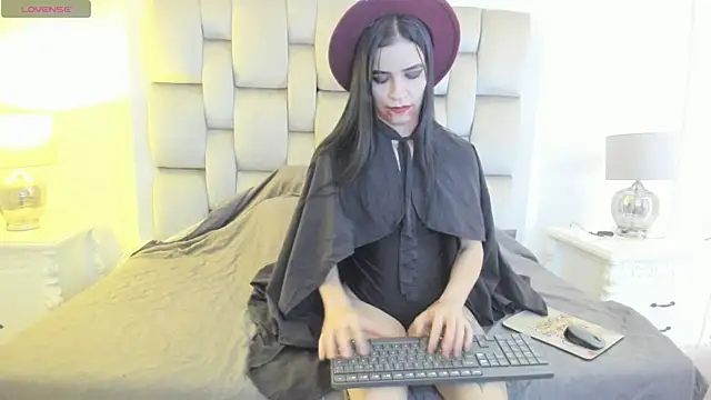 kimberly colle7 online show from February 2026 07:43:01 PM