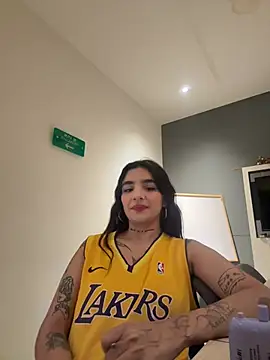 Abriil cutee online show from March 2026 04:29:02 PM