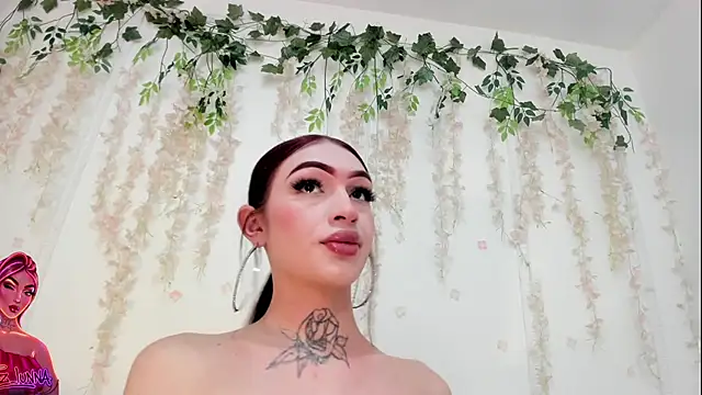 Snapshot of lizz_lunna chatting on July 2026 11:33:02 PM lizz lunna online show from July 2026 11:33:02 PM