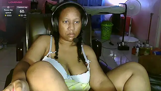 Eirondra valeen online show from May 2026 07:26:02 AM