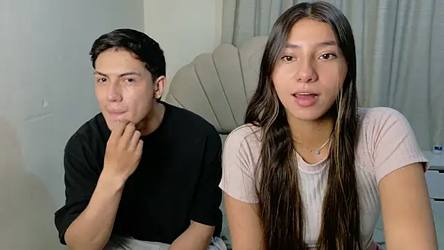 ScarlettAndLucas online show from May 2026 12:05:01 AM