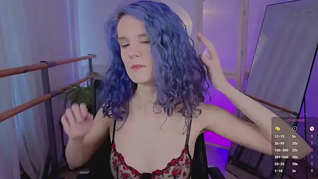 AuraLaunni online show from March 2026 07:01:01 AM