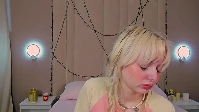 AdeleSilvy online show from June 2026 01:39:01 AM