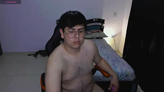 Snapshot of Dylan_cr chatting on March 2026 04:18:01 AM Dylan cr online show from March 2026 04:18:01 AM