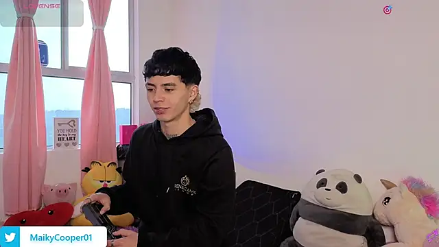 Maiky Cooper01 online show from March 2026 01:27:01 PM