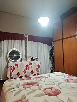 Juguetonafogosa5 online show from March 2026 11:22:02 PM