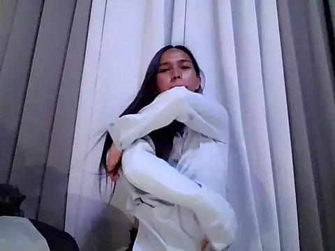 Snapshot of LOVELYMAYUMIE chatting on March 2026 12:20:02 PM LOVELYMAYUMIE online show from March 2026 12:20:02 PM