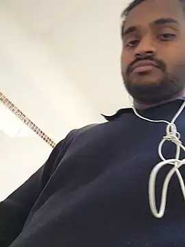 crazygu14456 online show from May 2026 03:58:02 AM