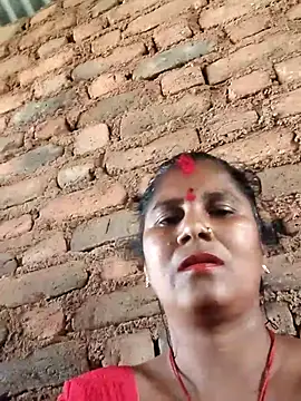 Hot di97 online show from March 2026 06:19:02 AM