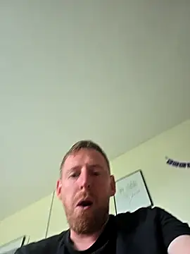 Hertsguy1984 online show from July 2026 10:22:01 AM