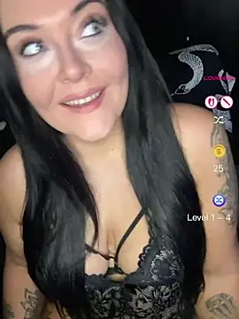 Miss CurvesXXX online show from June 2026 10:36:02 PM
