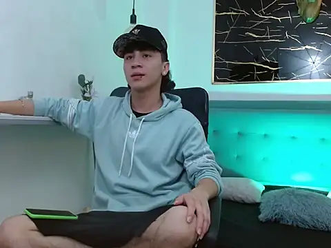 Snapshot of XanderGrey8 chatting on February 2026 07:08:02 PM XanderGrey8 online show from February 2026 07:08:02 PM