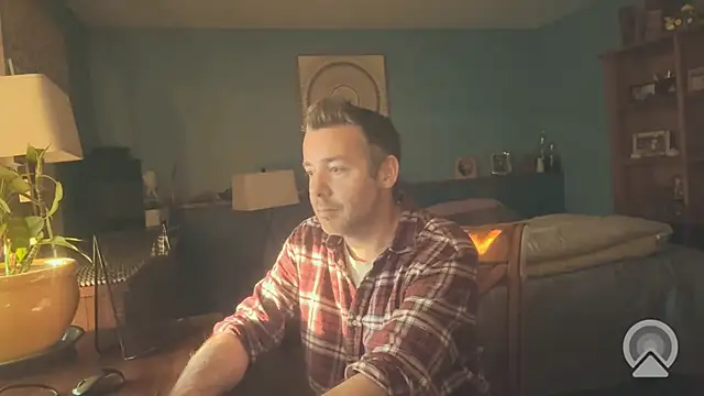 chrisw8140 online show from April 2026 12:35:01 AM