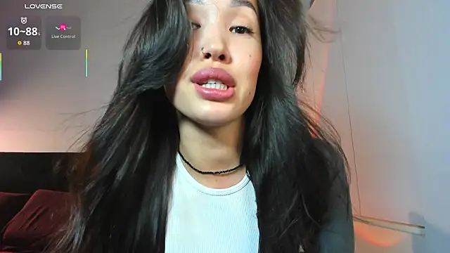 Snapshot of your_asian_dream chatting on July 2026 05:37:02 PM your asian dream online show from July 2026 05:37:02 PM