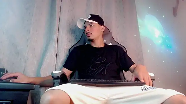 Yankees xxx online show from June 2026 12:38:02 PM