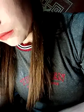 natra0033 online show from February 2026 01:33:02 PM