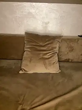 lily bitch online show from March 2026 11:09:01 PM