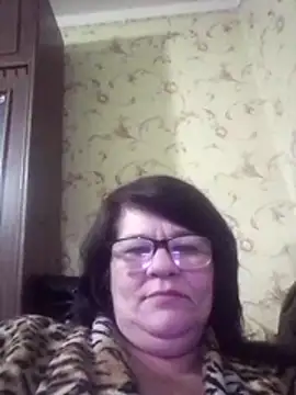 NysiOlsen online show from April 2026 07:21:02 PM