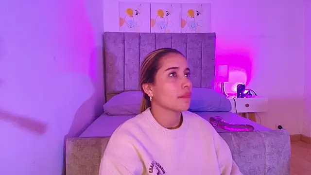 Lucy Carson  online show from April 2026 03:04:02 AM