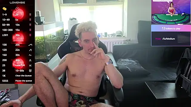 Rayzel White online show from June 2026 12:02:01 PM