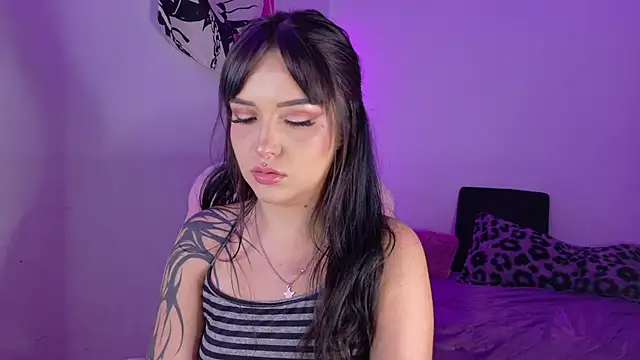 Snapshot of dollmeow chatting on June 2026 12:59:01 AM dollmeow online show from June 2026 12:59:01 AM