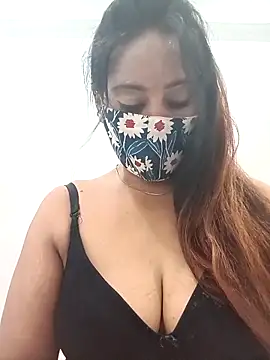 Your-Sasha7 online show from April 2026 07:07:01 AM