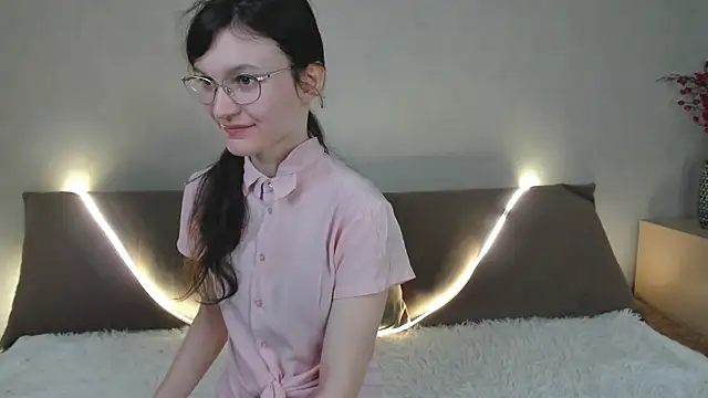 ThoraMarola online show from March 2026 05:22:02 AM