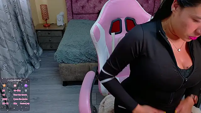 keileen luna online show from March 2026 08:08:02 PM