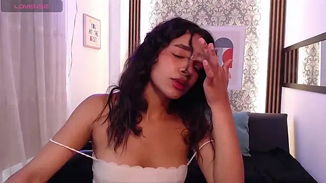 Nyxx Velariia online show from March 2026 03:51:01 PM