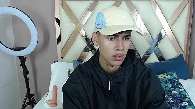 Snapshot of Astaroth_Grigori chatting on February 2026 03:54:02 PM Astaroth Grigori online show from February 2026 03:54:02 PM