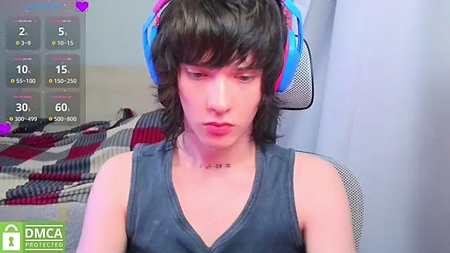 LeonBoykisser online show from July 2026 02:41:02 PM